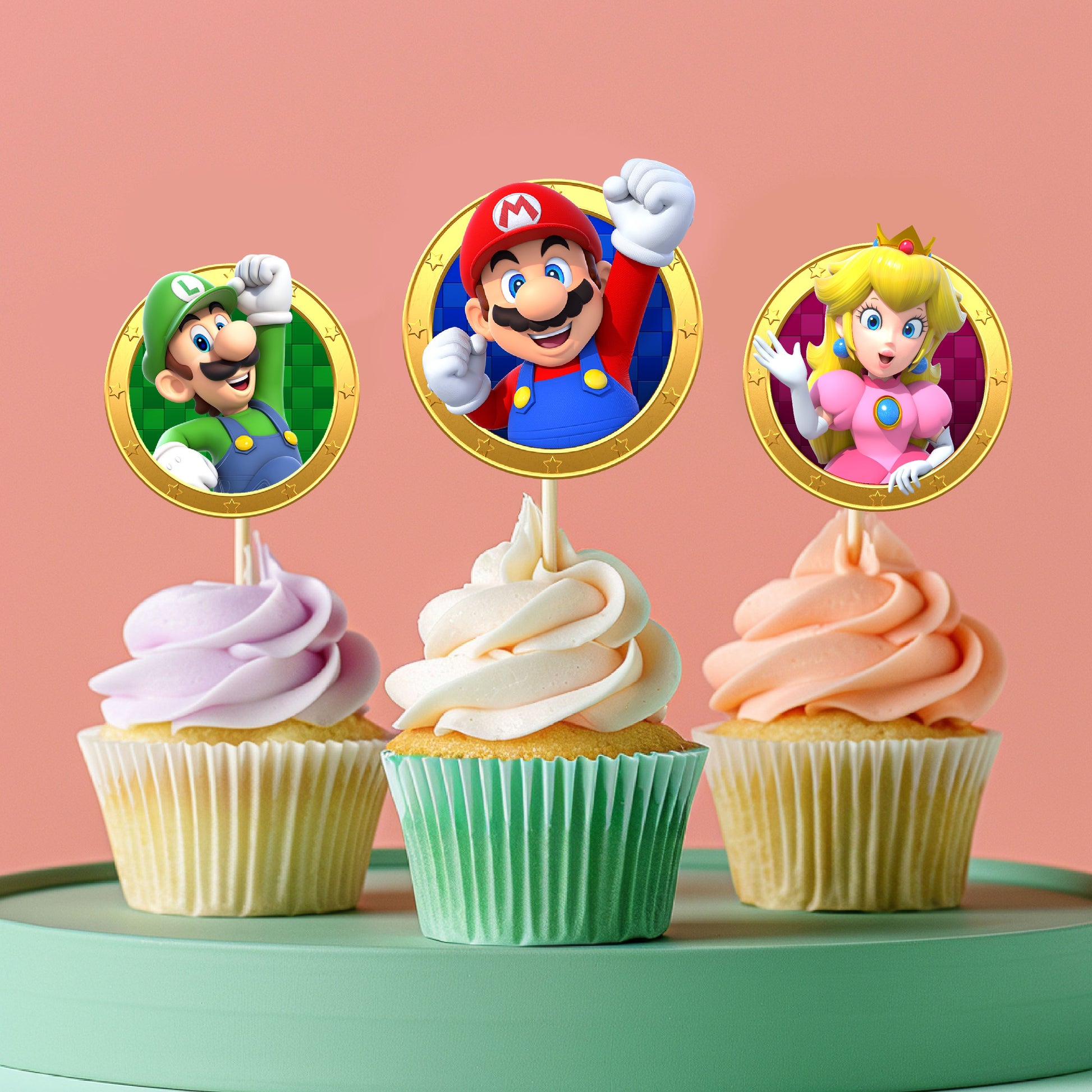 Super Mario Birthday Theme preimum cupcaketopper on cupcake